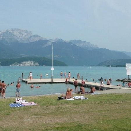 Chambre Privée 2 pas du lac chez l'habitant Sévrier Esterno foto