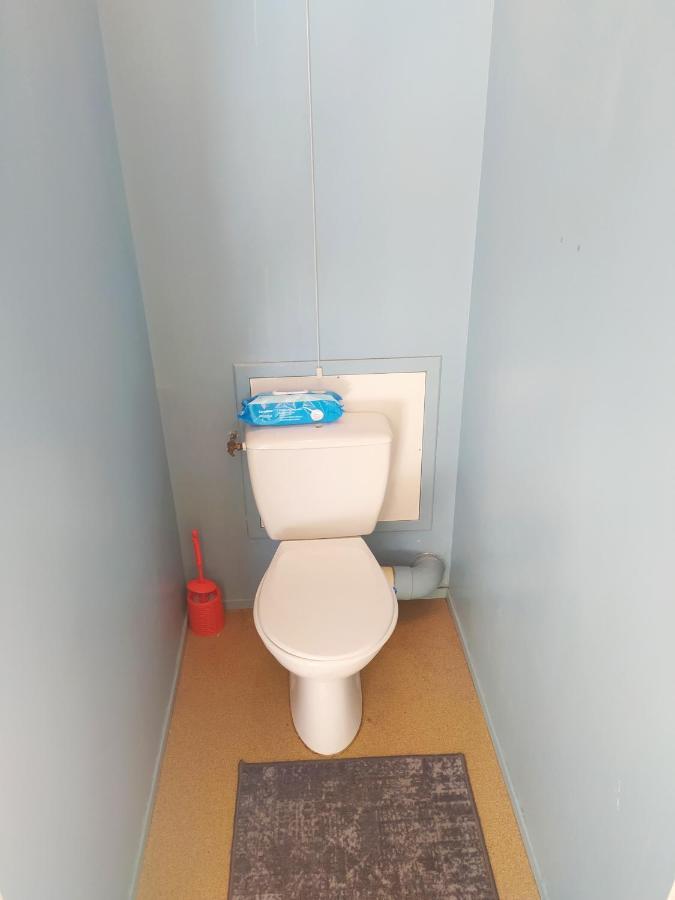 Chambre Privée 2 pas du lac chez l'habitant Sévrier Esterno foto